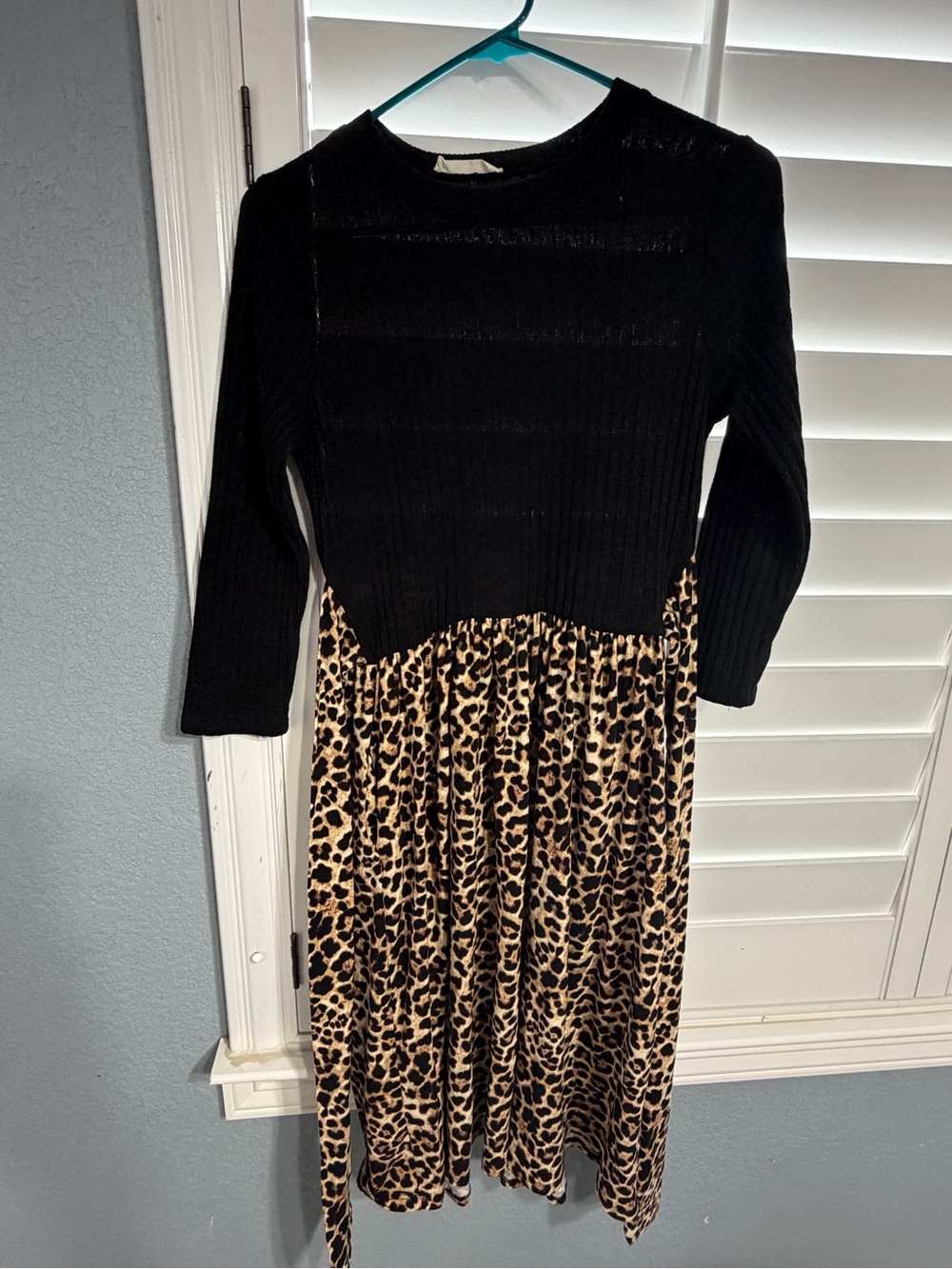 Modern Soul Black Ribbed Knit leopard dress